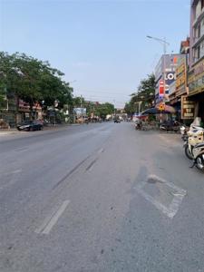 Bán đất tại phố khám đường ô tô 5 chỗ ngõ thông chỉ 1 tỉ 6
