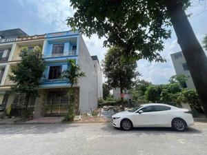 Cần bán lô đất nhìn vườn hoa và hồ điều hòa làn 2 trần đăng tuyển, phương vỹ, tp Bắc Ninh. giá chỉ 5,x tỷ