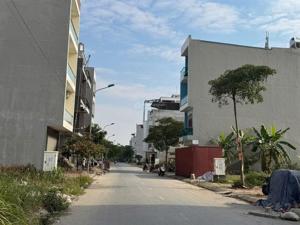 Bán lô khúc xuyên mặt chính 286 tp bắc ninh đường rộng 30m thích hợp kinh doanh mọi dịch vụ đầu tư